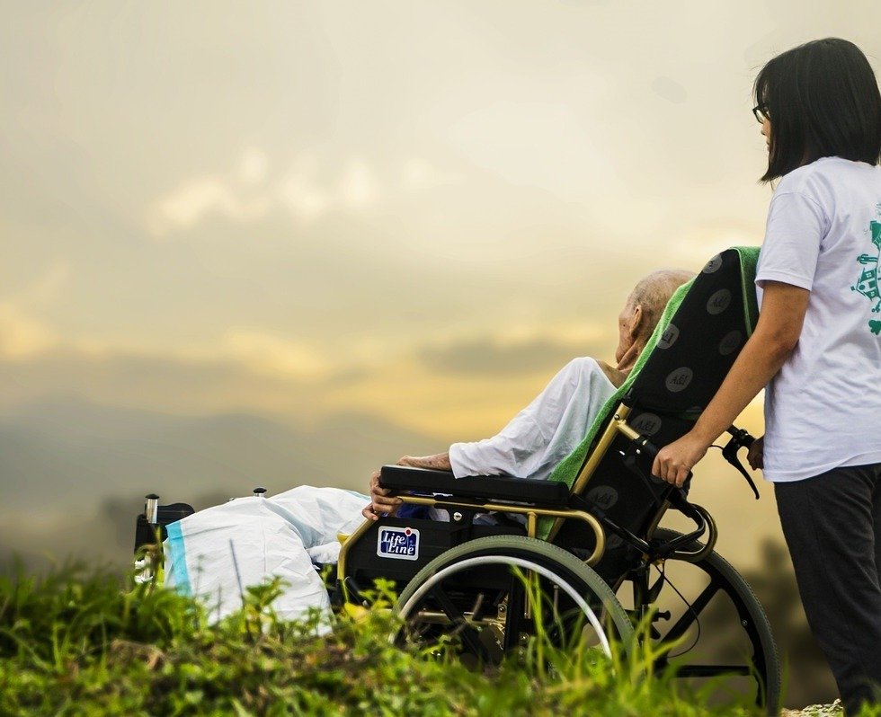 hospice-and palliative care at home for end of life journey